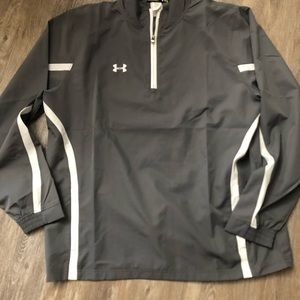 XL men’s  Under Armour pullover